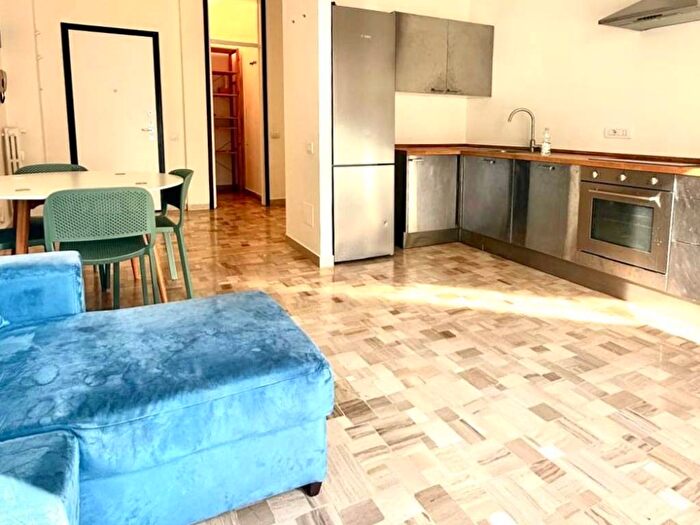 Appartamento trilocale in vendita in Corso di Porta Ticinese, Ticinese, Milano