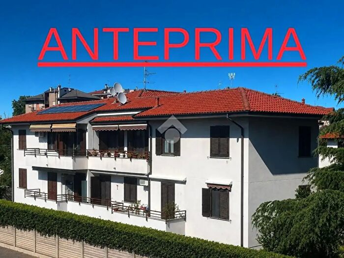 Appartamento trilocale in vendita in Via Pasubio, Cornaredo