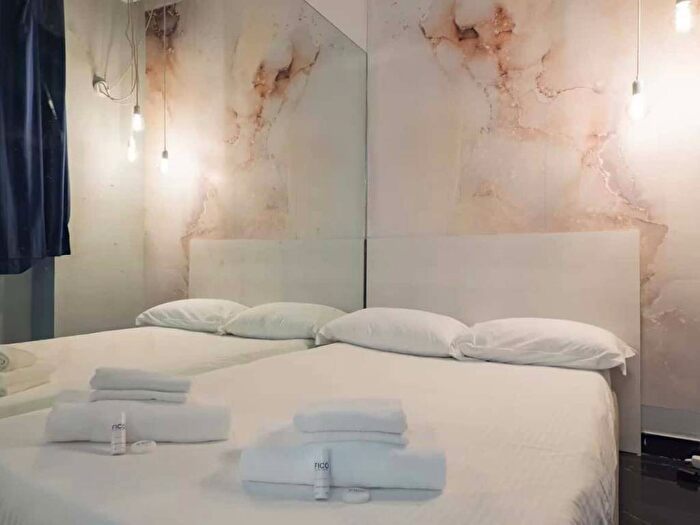 Appartamento in affitto in Via Amedei, Missori, Milano