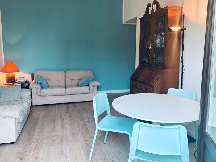 Appartamento bilocale in affitto in Via Lepontina, Farini, Milano