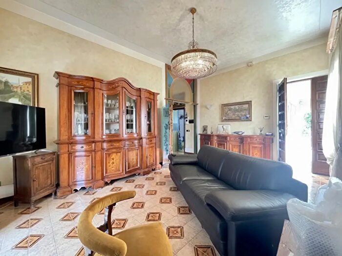 Appartamento trilocale in vendita in Via Nicolò Bettoni, Brescia