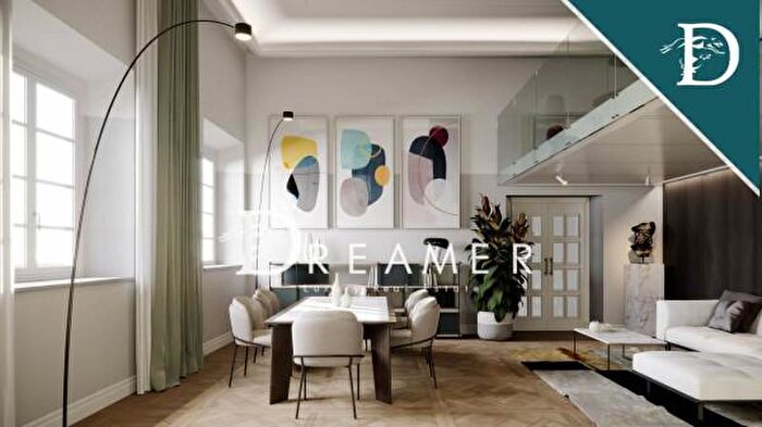 Appartamento con 6 locali in vendita in Via del Salviatino, Fiesole