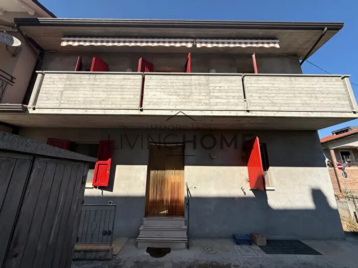 Appartamento quadrilocale in vendita in Via Golfaro Francia, Cesena
