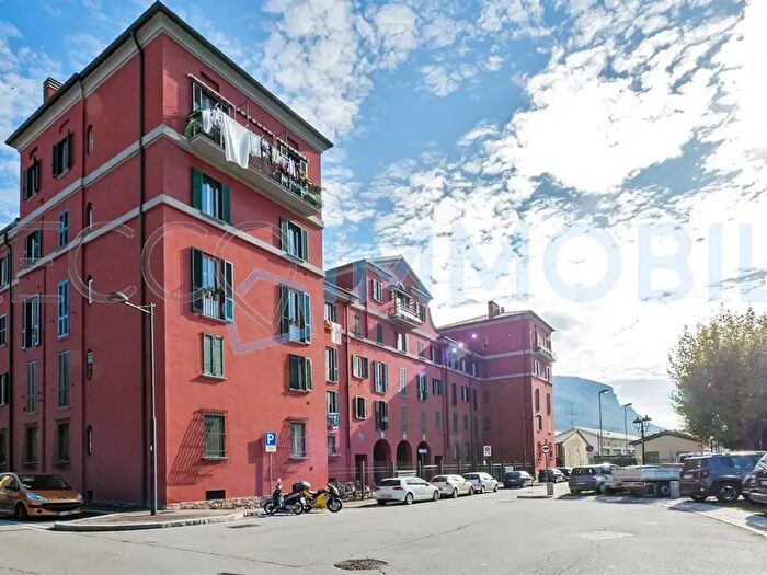 Appartamento bilocale in affitto in Via Pescatori, Lecco