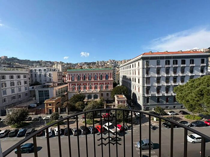 Appartamento bilocale in affitto in Via Giambattista Pergolesi, Napoli