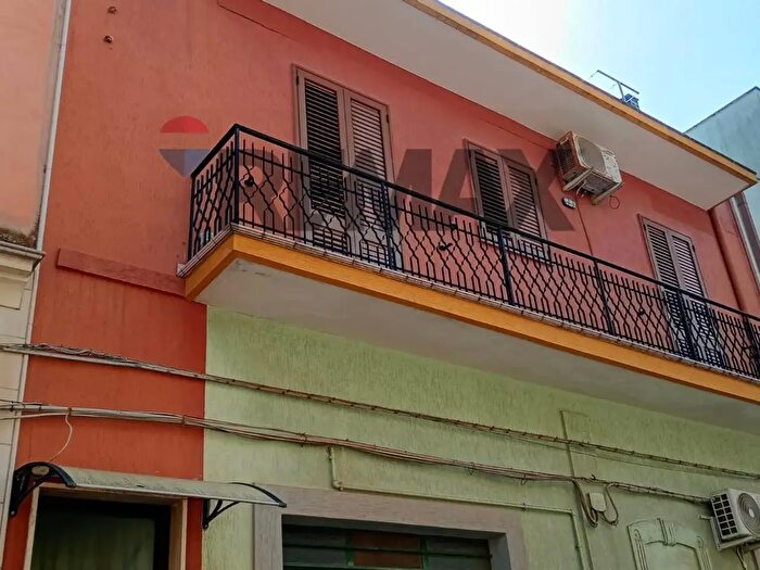 Casa quadrilocale in vendita in Via Riccardo Zandonai, San Vito Dei Normanni