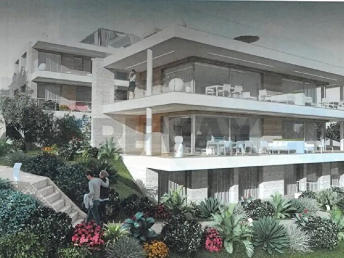 Appartamento quadrilocale in vendita in Toscolano Maderno