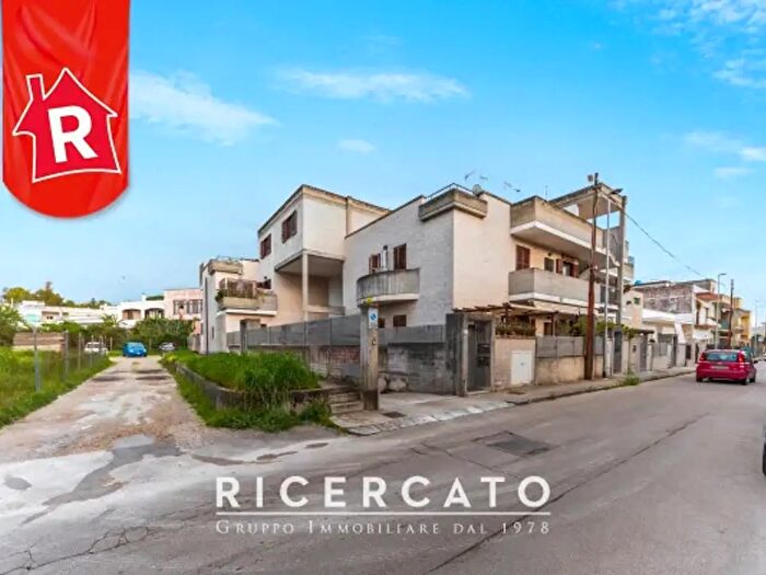 Appartamento trilocale in vendita in Via Dante Alighieri, San Cesario Di Lecce