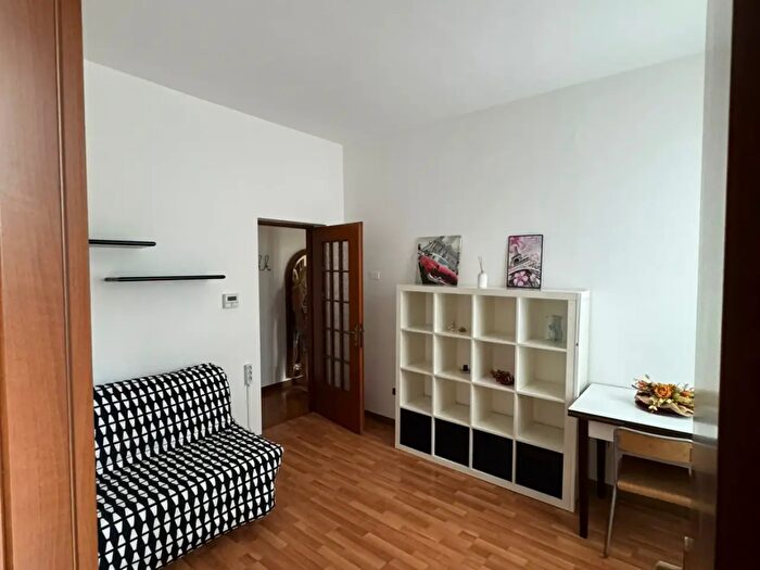 Appartamento monolocale in affitto in Viale Corsica, Milano