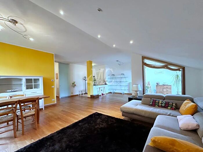 Appartamento con 5 locali in vendita in Via G Gotifredo Ferrari, Rovereto