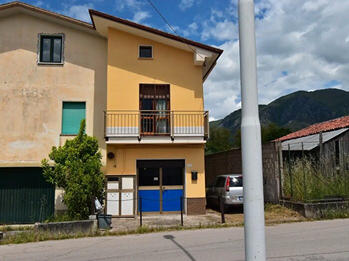 Appartamento con 7 locali in vendita in Santa Maria degli Ulivi, Sala Consilina