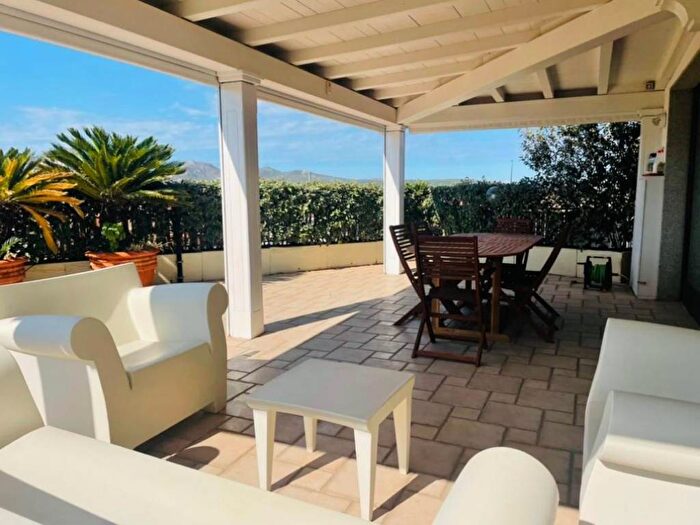 Casa bilocale in affitto in Via Roma, Sacra Famiglia Bandinu, Olbia