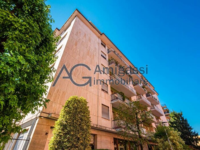 Appartamento quadrilocale in affitto in Via Divisione Julia, Borgo Palazzo, Bergamo