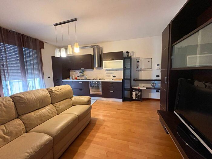 Appartamento bilocale in affitto in Oriago, Mira