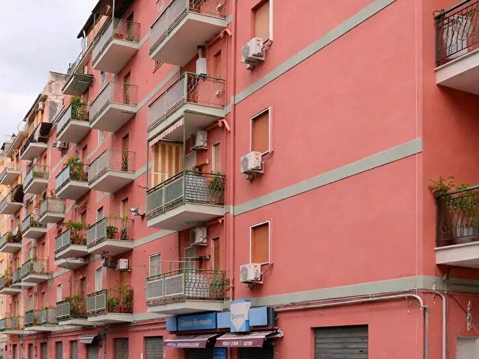 Appartamento con 5 locali in vendita in Via Benedetto Croce, Palermo