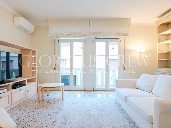 Appartamento trilocale in affitto in Corso Martiri Della Liberta, Loggia Garibaldi, Brescia