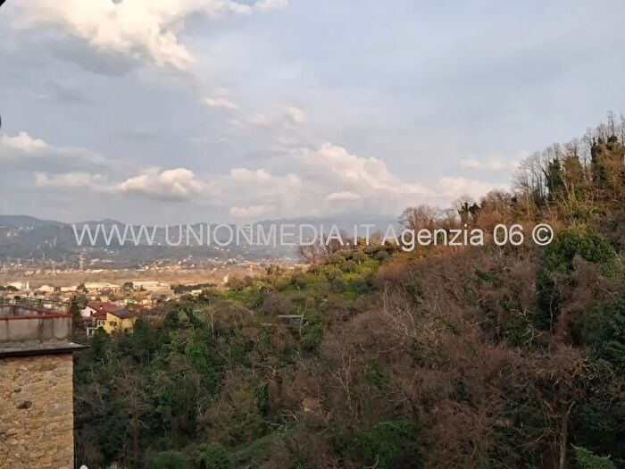 Appartamento con 5 locali in vendita in Arcola