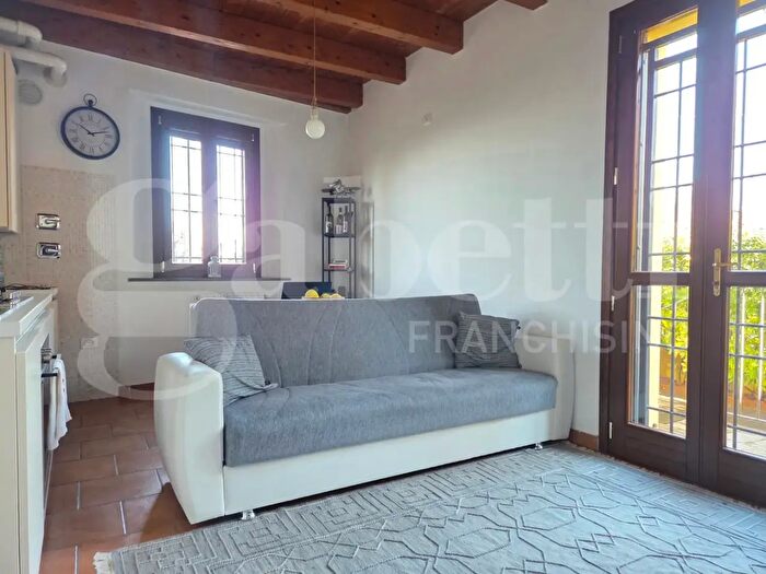 Appartamento trilocale in vendita in Via Lagune, Sasso Marconi