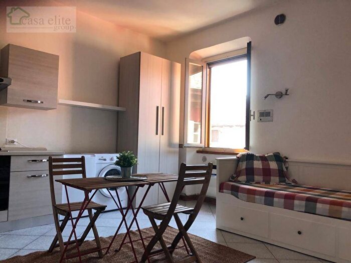 Appartamento monolocale in affitto in Via Santa Maria del Sole, Centro Storico, Lodi