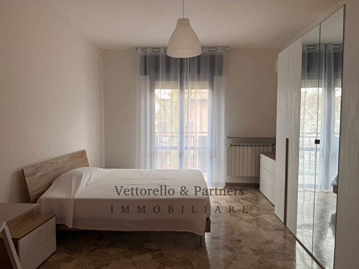 Appartamento bilocale in affitto in Via Bissuola, Carpenedo Bissuola, Venezia
