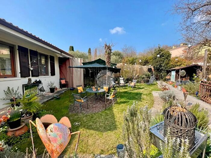 Casa con 6 locali in vendita in Via Bisse, Caprino Veronese