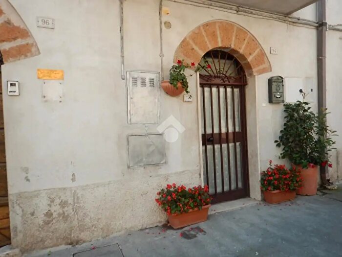 Appartamento bilocale in vendita in Via del Santuario, Castel SantElia