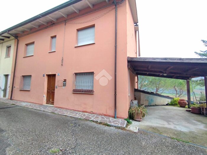 Casa con 5 locali in vendita in Via Colonnata, Mercato Saraceno