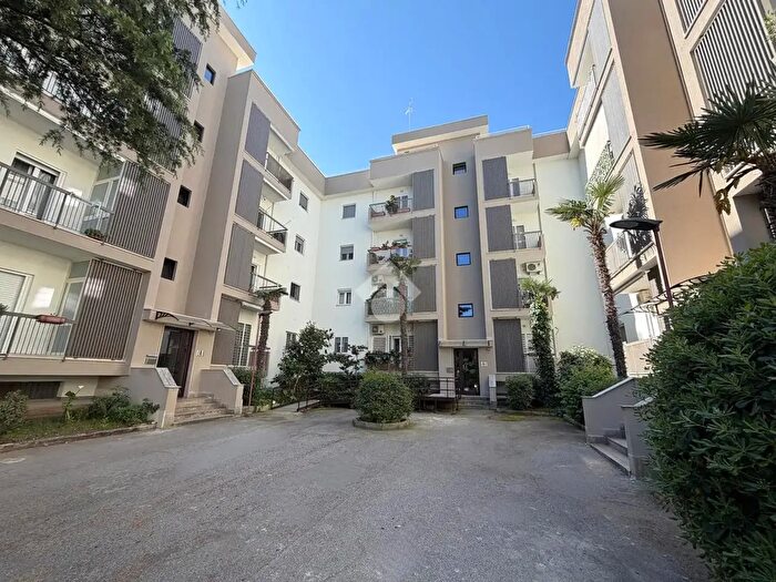 Appartamento bilocale in vendita in Via NapoliSanto Spirito, Bari