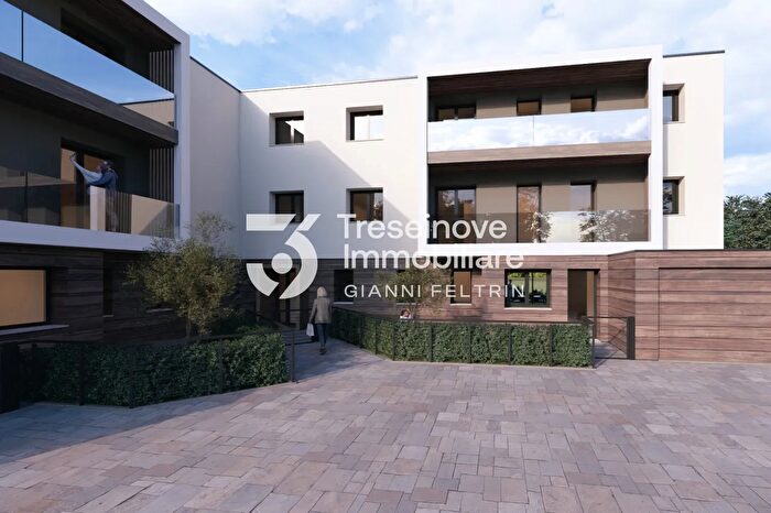 Appartamento quadrilocale in vendita in Strada Canizzano, Treviso