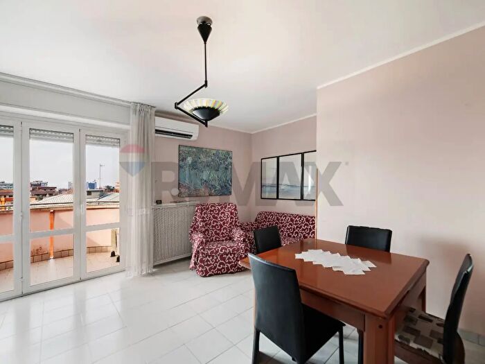 Appartamento quadrilocale in vendita in Via Pirandello, Cologno Monzese