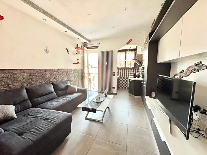 Appartamento trilocale in vendita in Via Regina Giovanna, Collegno