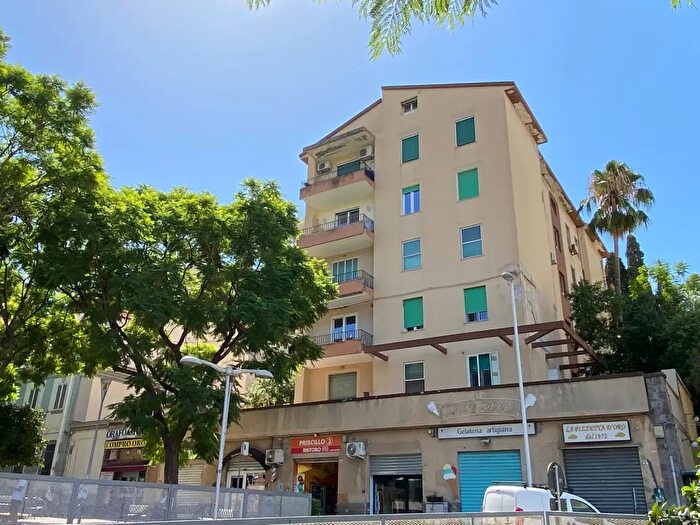 Appartamento con 5 locali in vendita in Via della Pineta, Cagliari