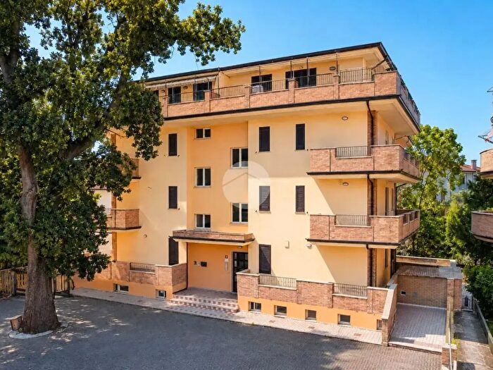 Appartamento quadrilocale in vendita in Via d'Annunzio, Corropoli
