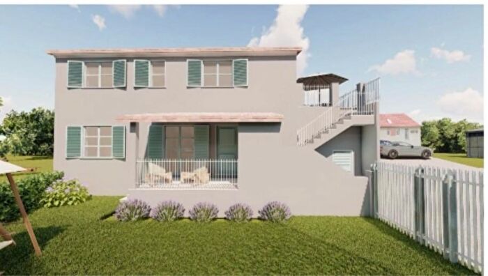 Casa quadrilocale in vendita in Sarzana