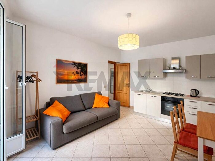 Appartamento bilocale in affitto in Cortile primo carbone, Castellammare, Palermo