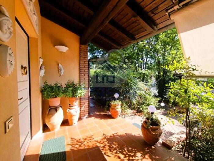 Casa con 6 locali in vendita in Via Buozzi, Casalpusterlengo