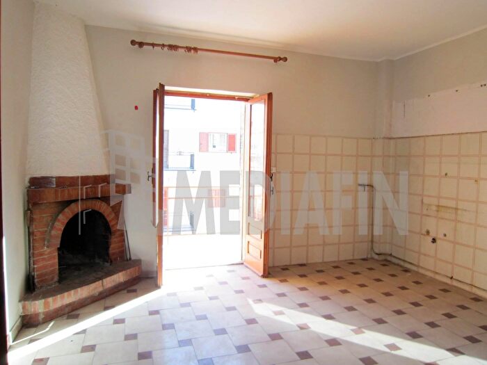 Appartamento con 5 locali in vendita in Via Euclide, CoriglianoRossano