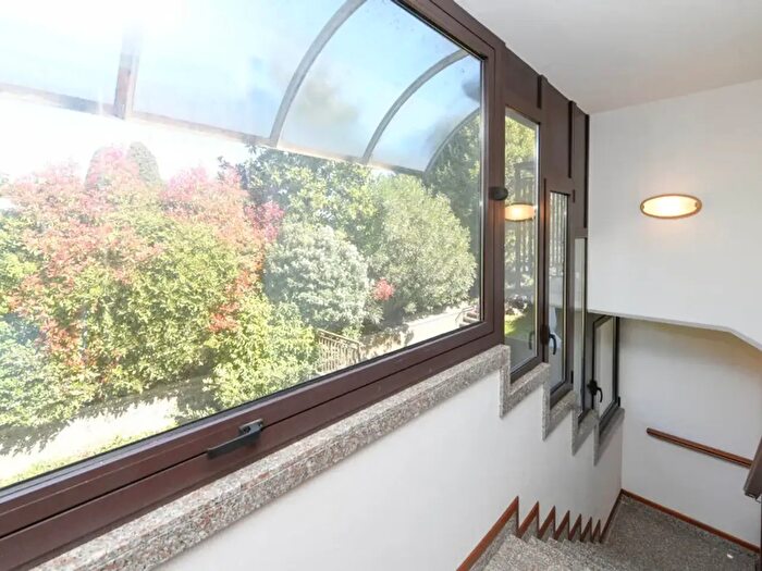 Casa con 5 locali in vendita in Via San Cassiano, Padenghe Sul Garda