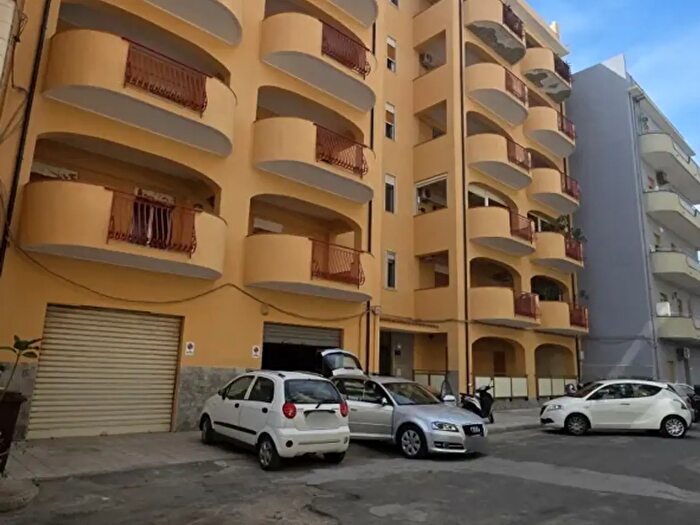 Appartamento trilocale in vendita in Via del Marinaio d'Italia, Milazzo