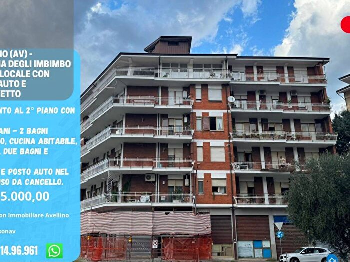 Appartamento quadrilocale in vendita in Largo San Francesco d'Assisi, A Annarumma A Gasperi F Tedesco, Avellino