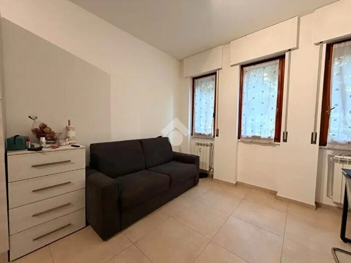 Appartamento monolocale in affitto in Via Romagna, Monza
