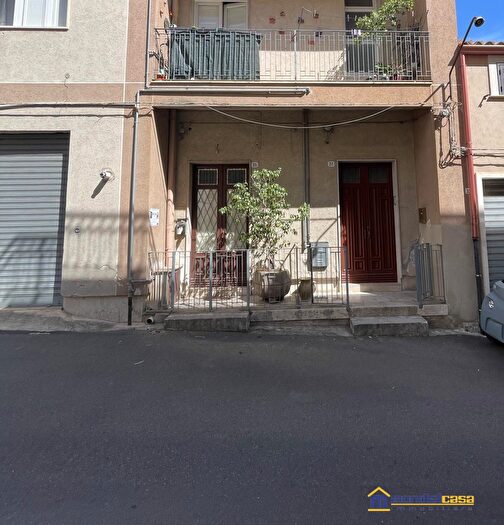Casa con 6 locali in vendita in Via Pulino, Modica