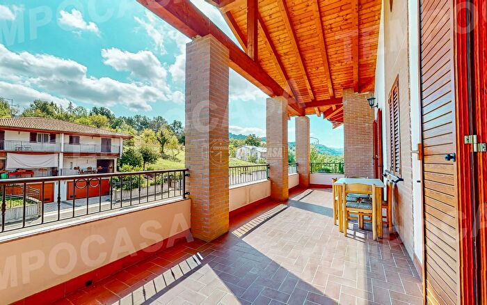 Casa con 7 locali in vendita in Via Cà di Ropa, Valsamoggia