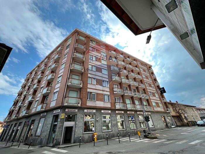 Appartamento quadrilocale in vendita in Via San Rocco, Favria