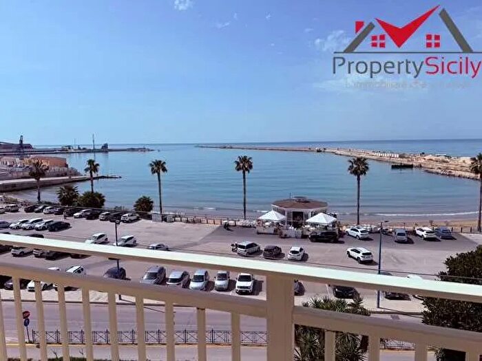 Appartamento con 5 locali in vendita in Porto Empedocle