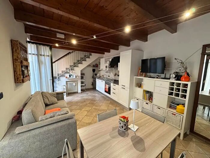 Appartamento bilocale in affitto in Via Sclopis, Giaveno