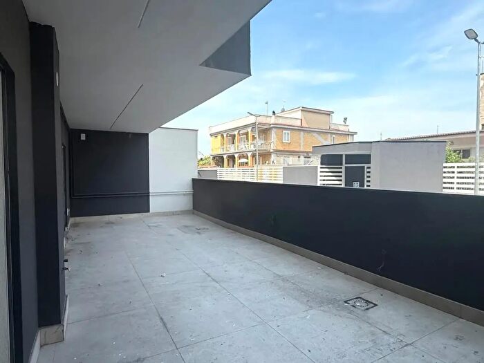 Appartamento trilocale in vendita in Via Provinciale Botteghelle di Portici, Napoli