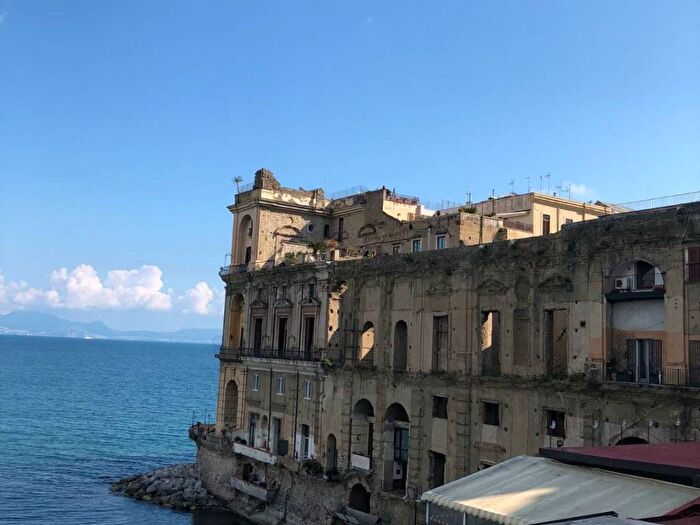 Appartamento bilocale in affitto in Via Posillipo, Posillipo, Napoli
