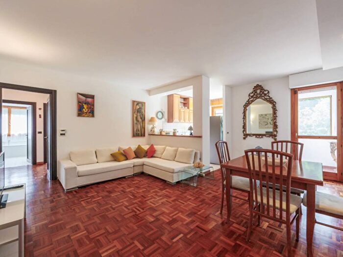 Appartamento con 5 locali in affitto in Via XXV Aprile, Centro, San Mauro Torinese