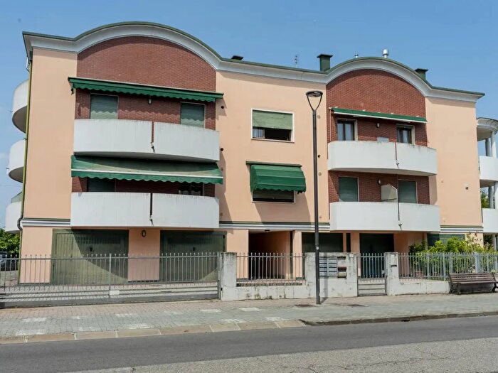 Appartamento trilocale in vendita in Via Mezzavia, Montegrotto Terme